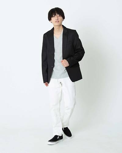 デキる男は服装から シンプルカッコいいコーデを紹介